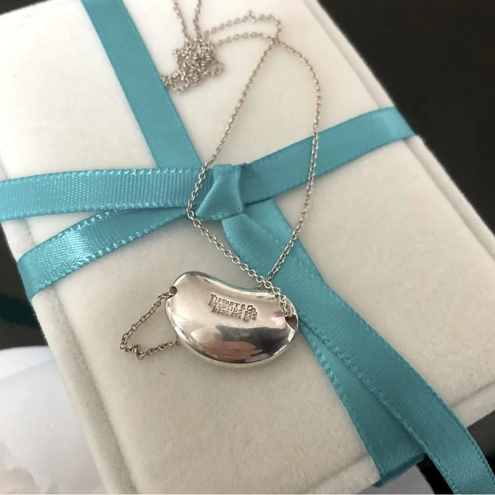 Tiffany Elsa Peretti Necklace. EUC Approximately 16”
